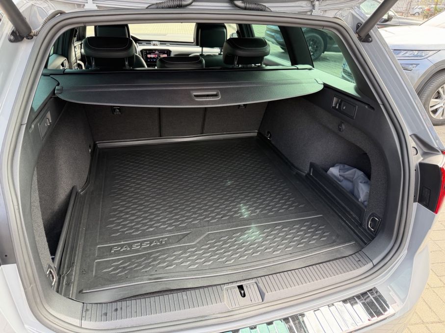 VW Passat 2,0 TSI 4motion 400KM, 2xRLine, ledy, kamera, ACC, digital, DCC, Salon PL 12