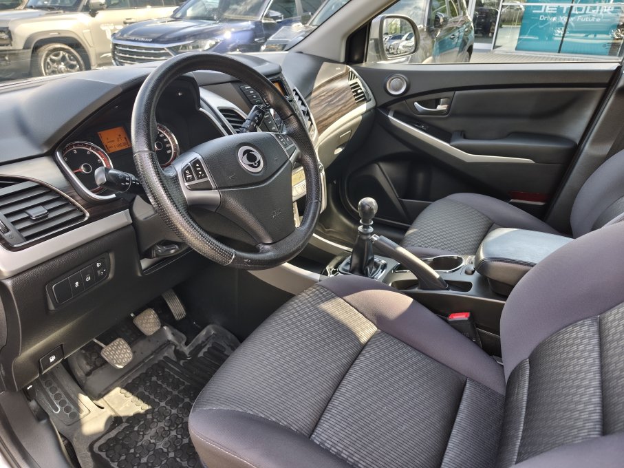 SsangYong Korando 2.0 150KM Niski Przebieg rej.2014rok Serwis ASO 11