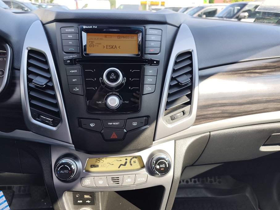 SsangYong Korando 2.0 150KM Niski Przebieg rej.2014rok Serwis ASO 16