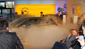 Opel Astra IV ukazał się wśród dymów