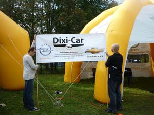 Rozstawienie bannera Dixi-Car