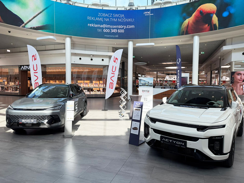 Nowe samochody BAIC 5 i KGM Actyon w Centrum Handlowym Janki