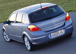 Opel Astra III tył