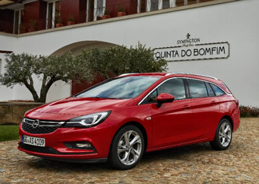 Na firmę Opel Astra